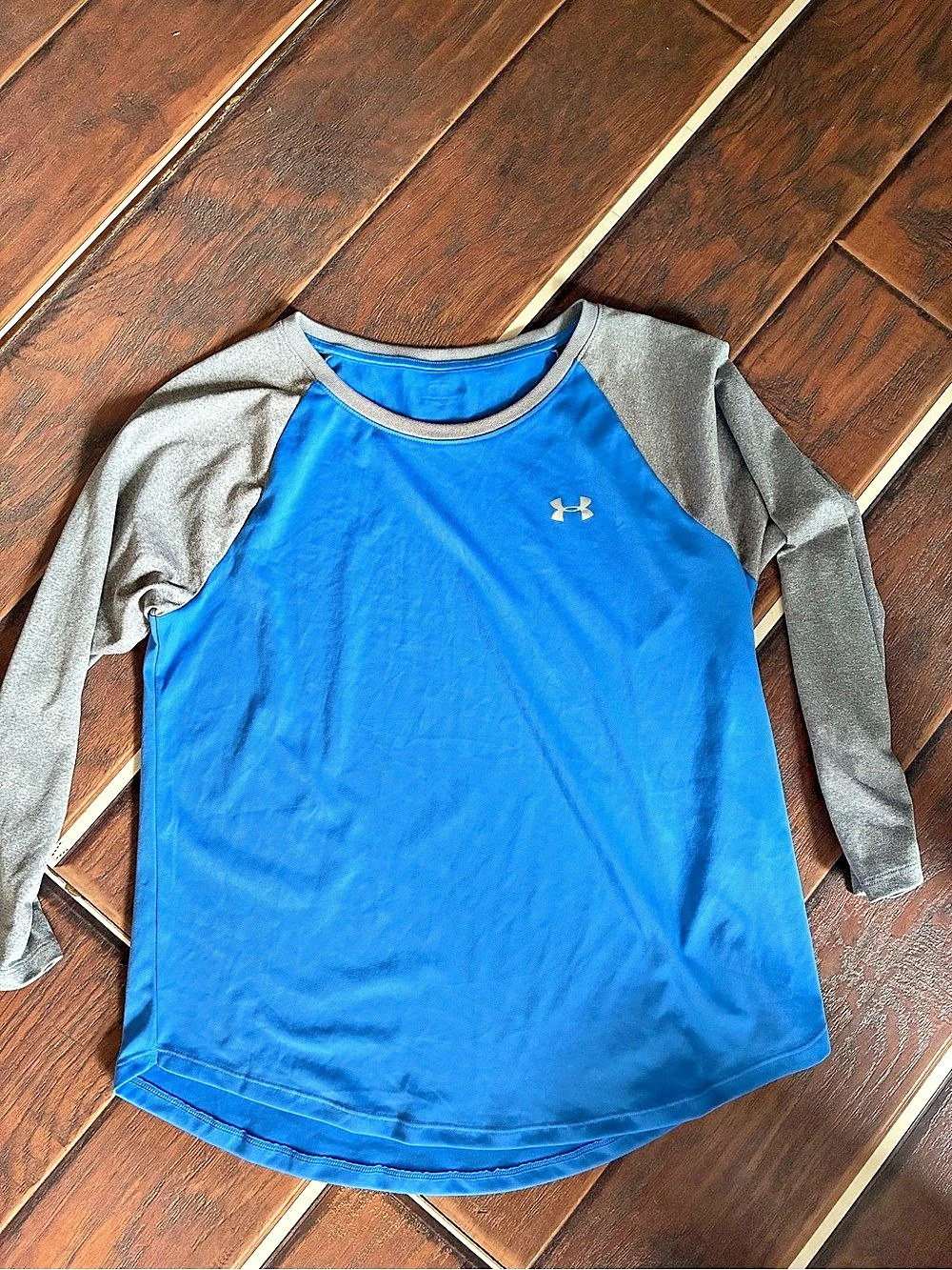 Under Armour HeatGear Long Sleeve Athletic Shirt Blue & Gray